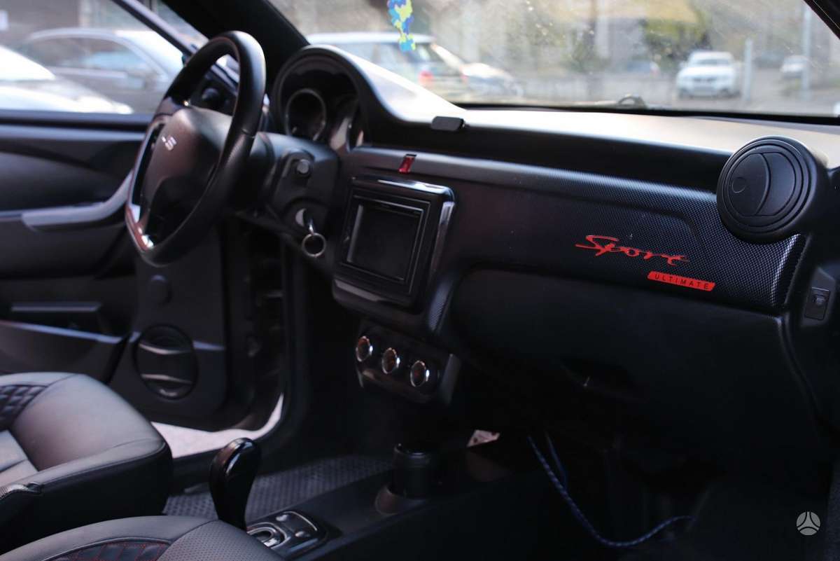 Ligier JS50, 0.5 l., hatchback