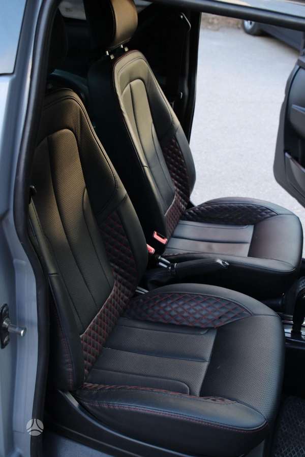 Ligier JS50, 0.5 l., hatchback