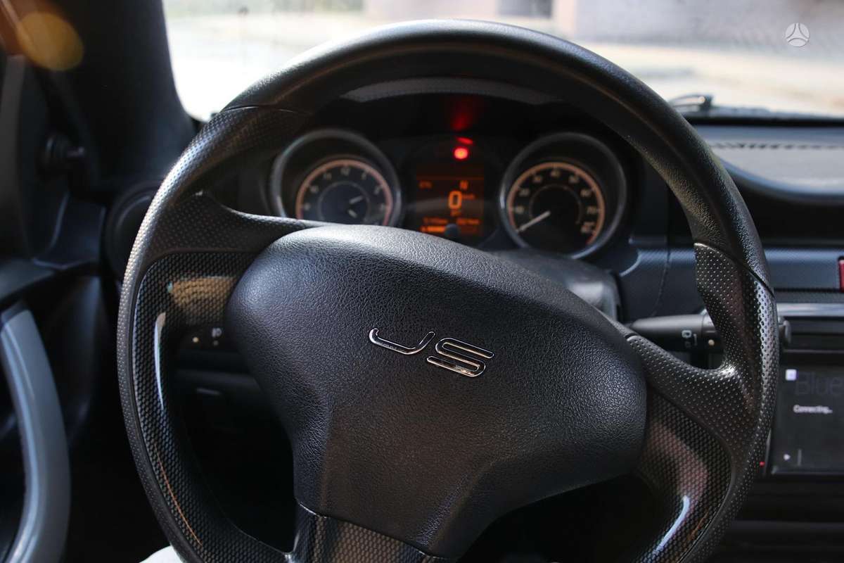 Ligier JS50, 0.5 l., hatchback