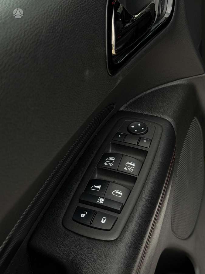 Dodge Durango, 5.7 l., off-road / crossover