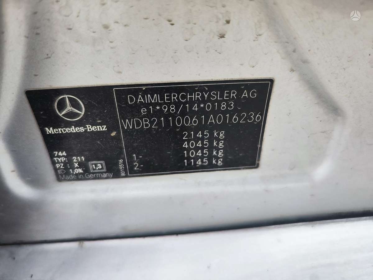 Mercedes-Benz E220, 2.2 l., Седан