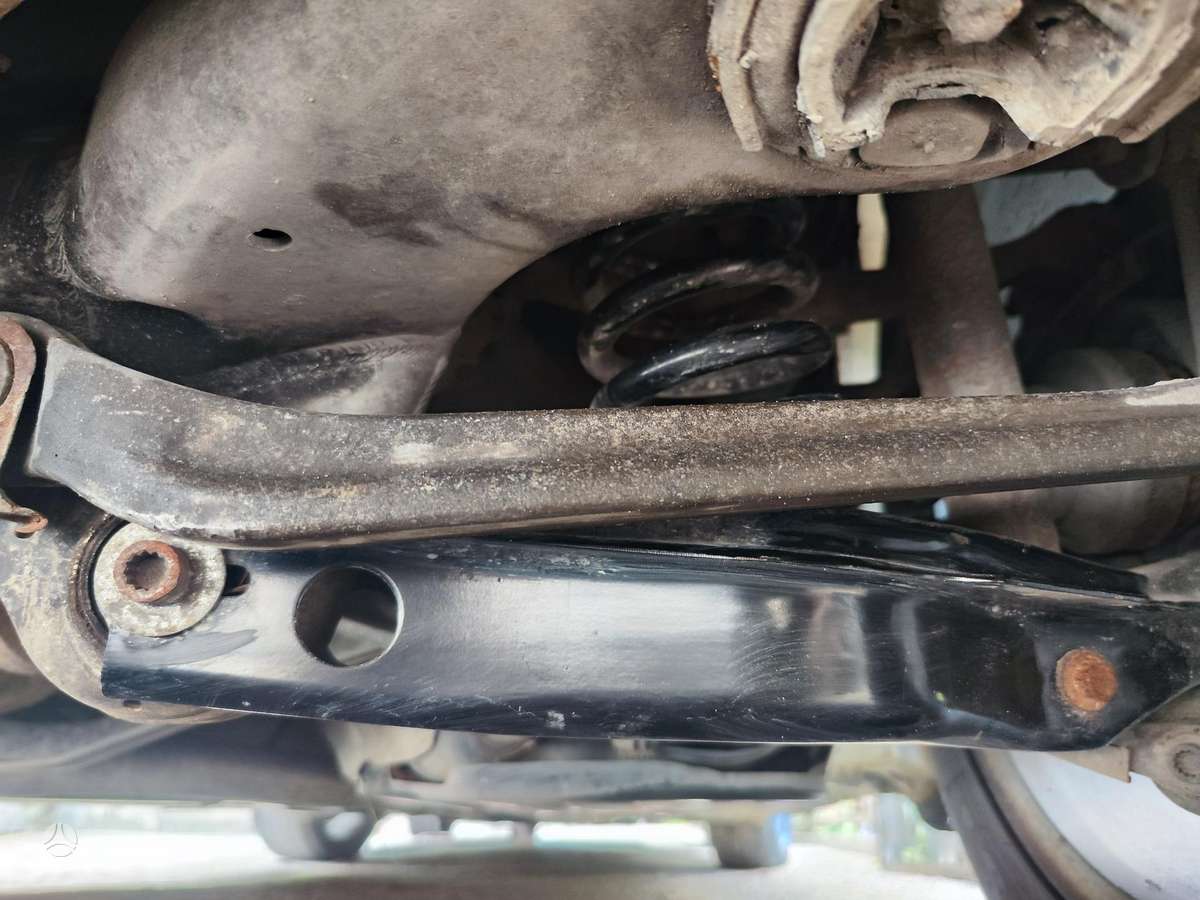 Mercedes-Benz E220, 2.2 l., Седан