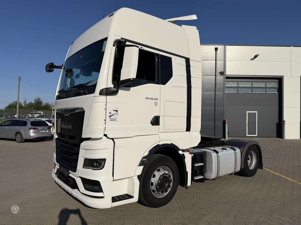 MAN TGX18.510, double sleeper