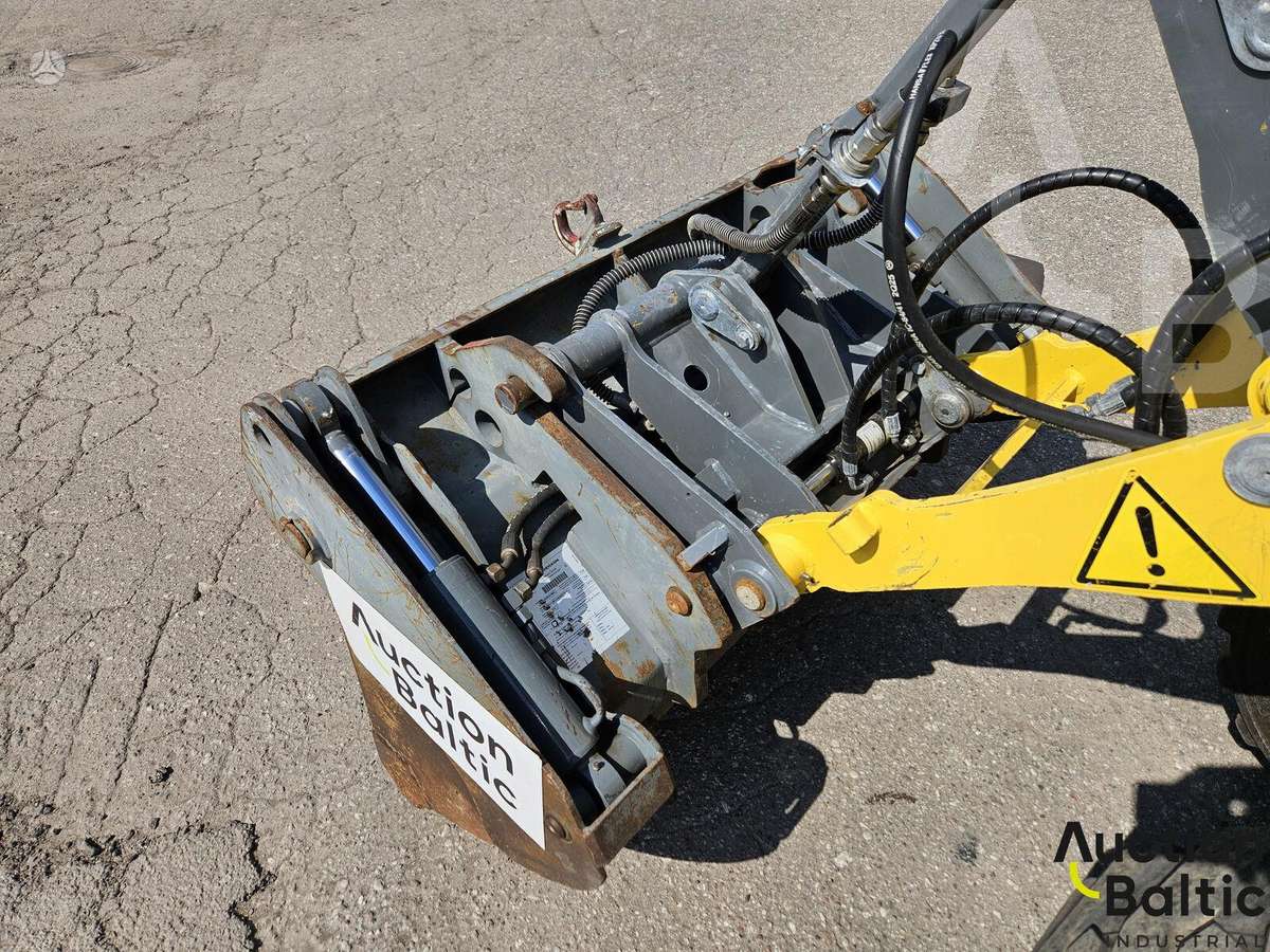 -Kita- WL20, frontal loader