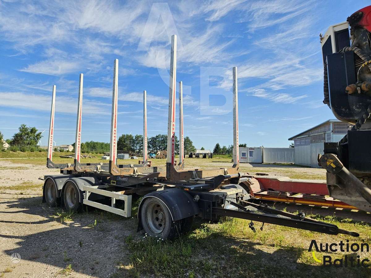 Mercedes Arocs 3348, forwarders
