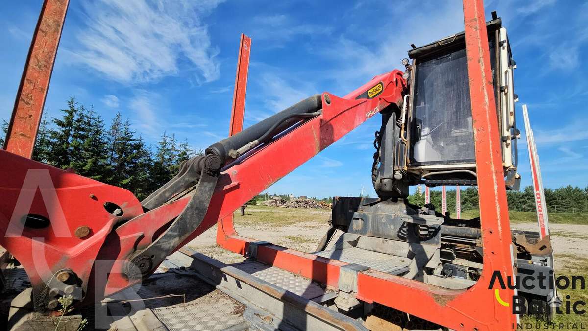 Mercedes Arocs 3348, forwarders