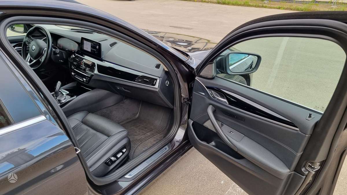 BMW 520, 2.0 l., wagon