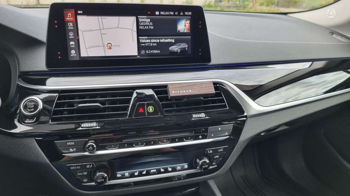 BMW 520, 2.0 l., wagon