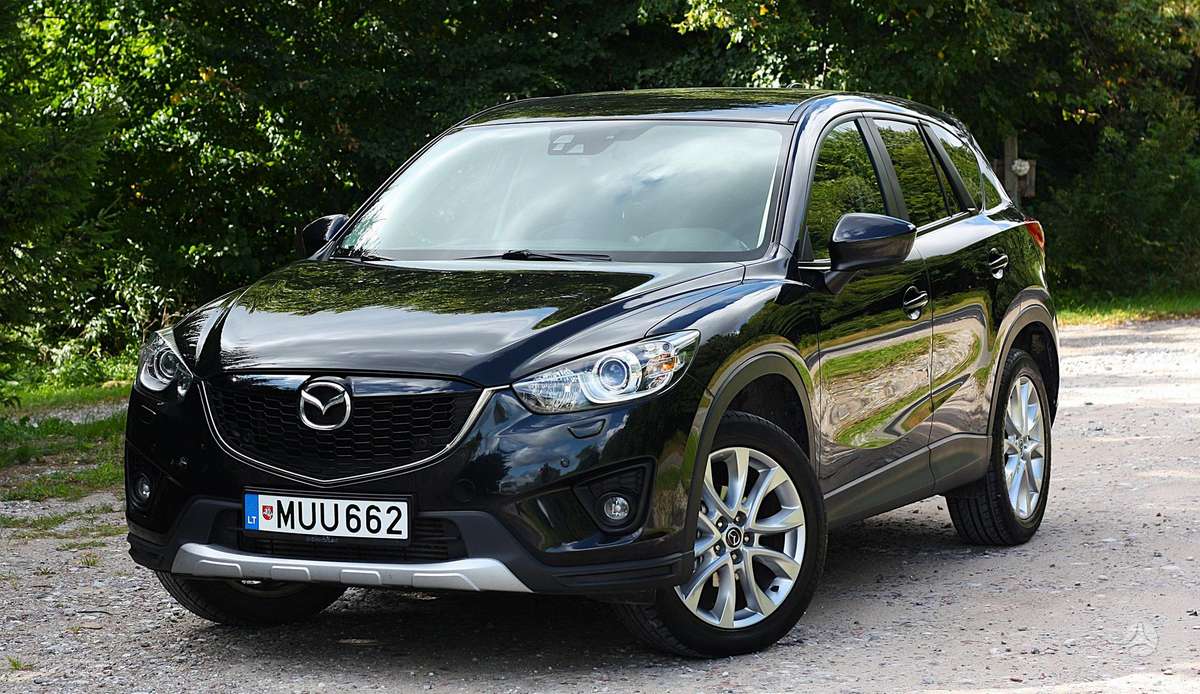 Mazda CX-5, 2.2 l., off-road / crossover
