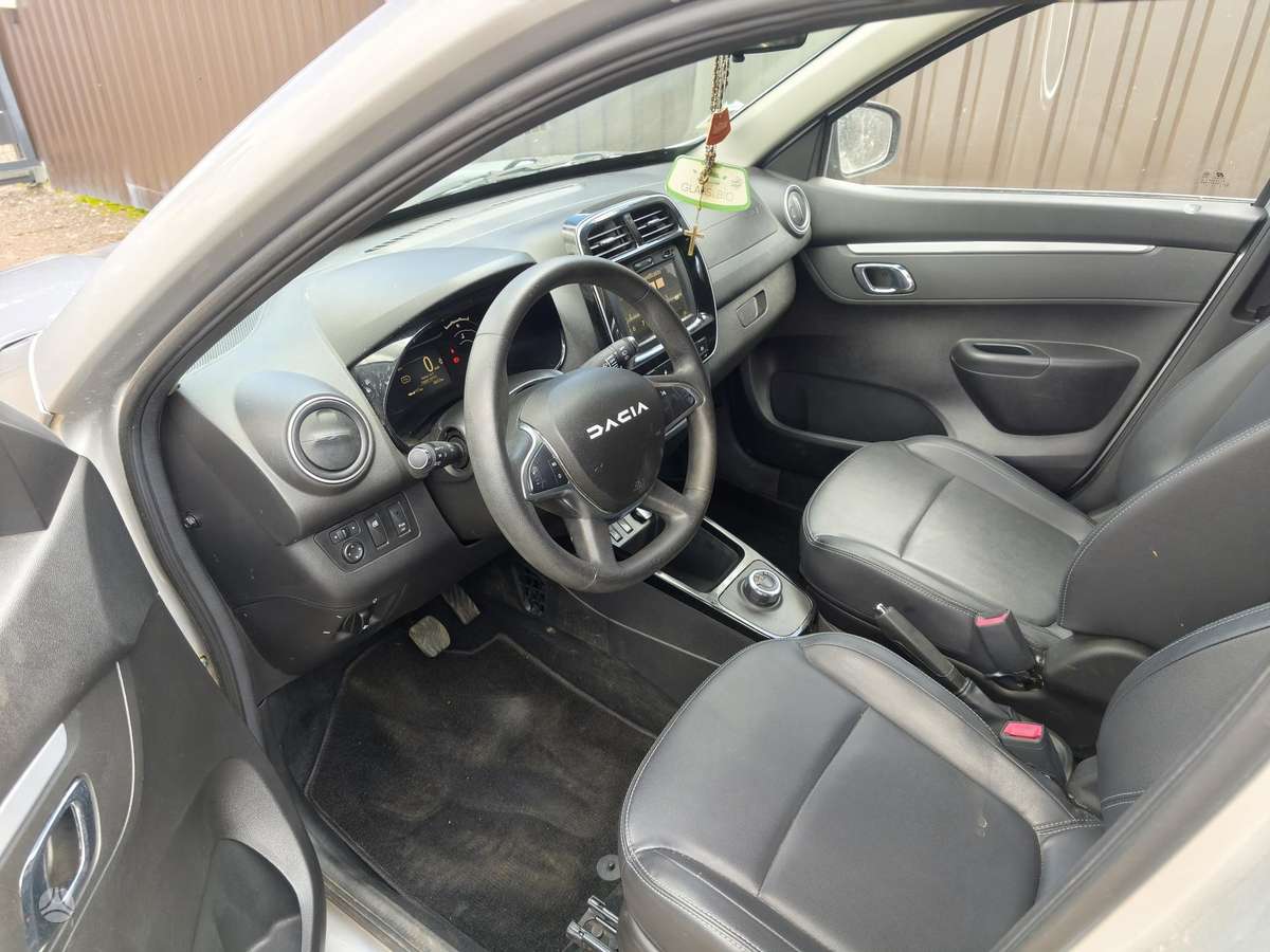 Dacia Spring, off-road / crossover