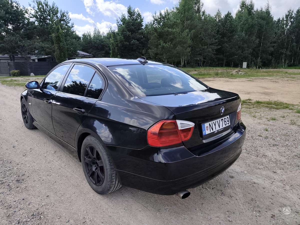 BMW 320, 2.0 l., Седан