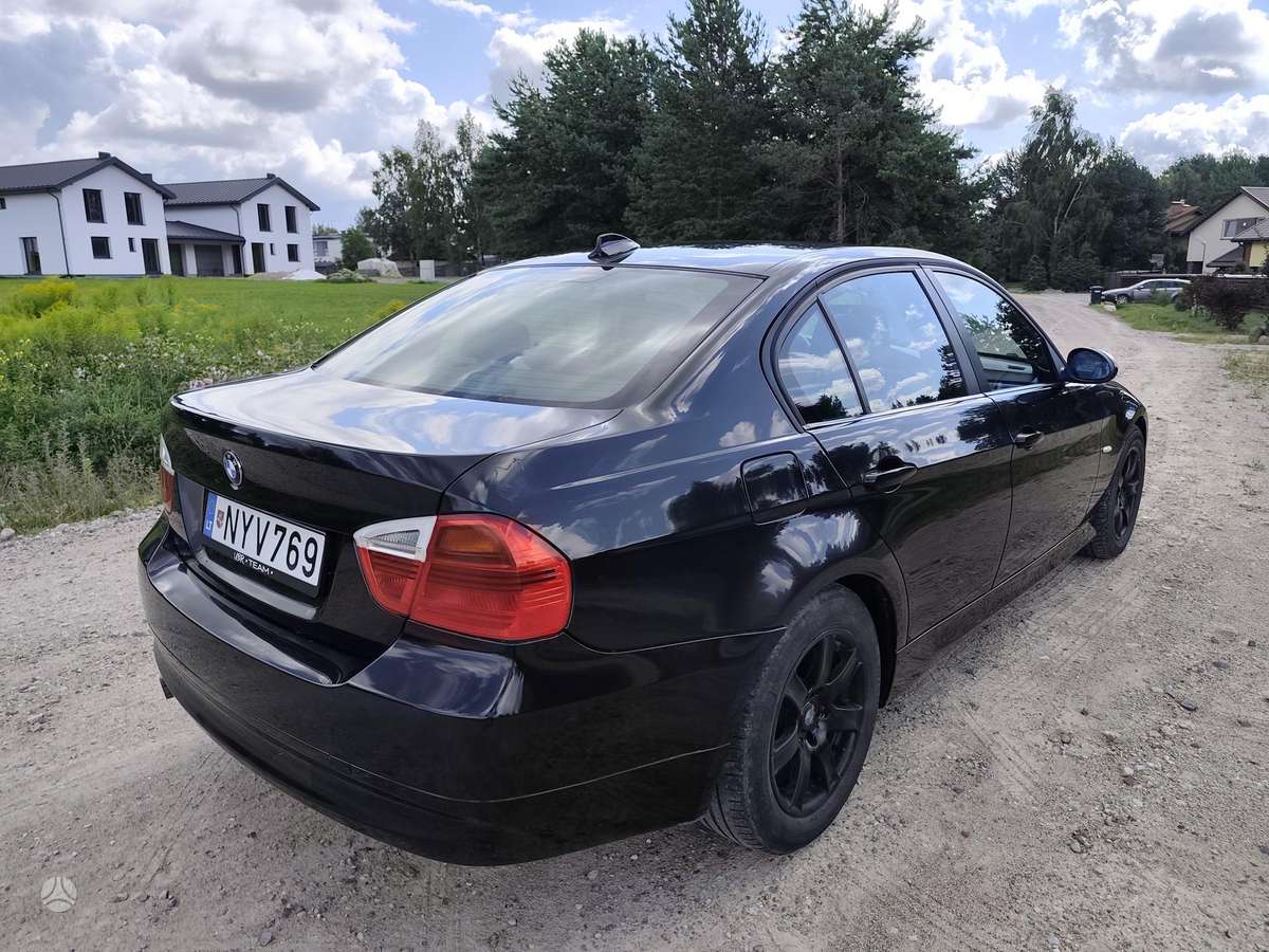 BMW 320, 2.0 l., Седан