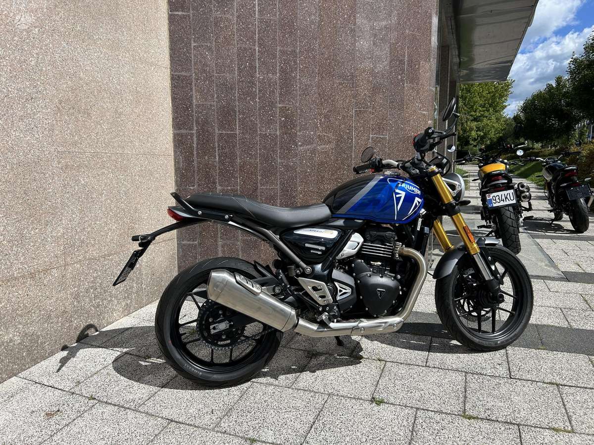 Triumph Speed 400 398cc, street / classic