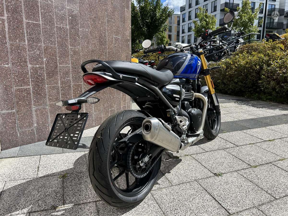Triumph Speed 400 398cc, street / classic
