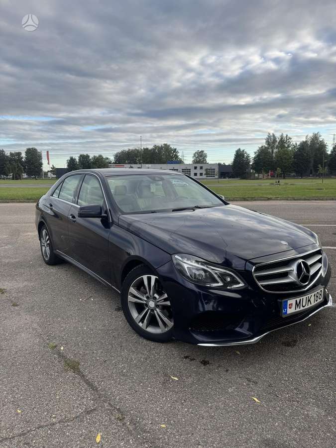Mercedes-Benz E220, 2.1 l., Седан