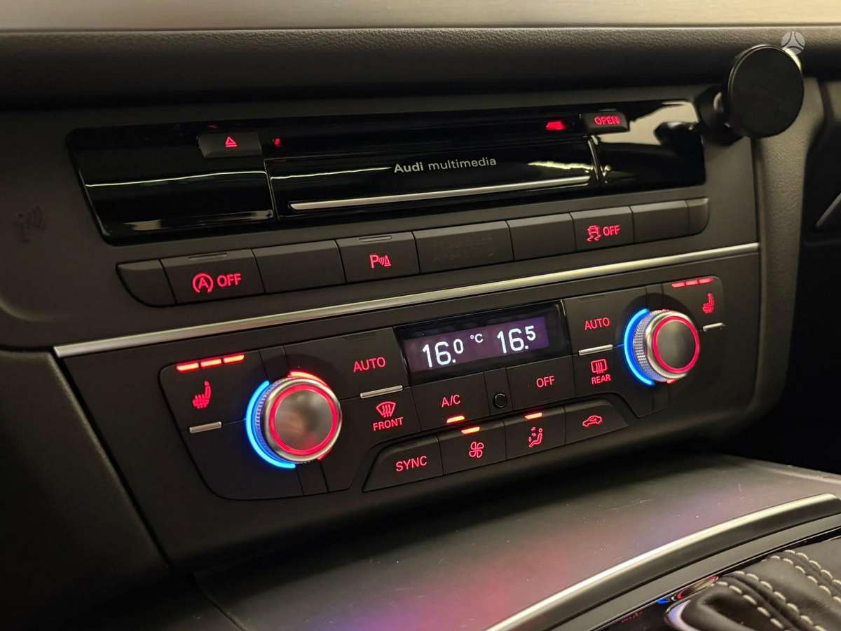Audi A6, 3.0 l., universalas