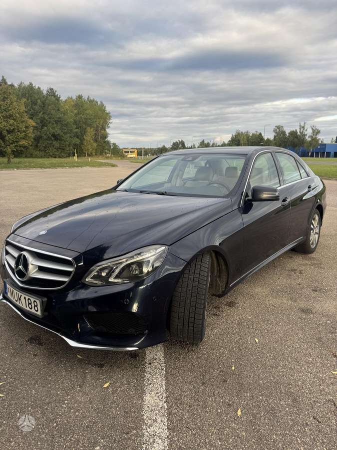 Mercedes-Benz E220, 2.1 l., Седан