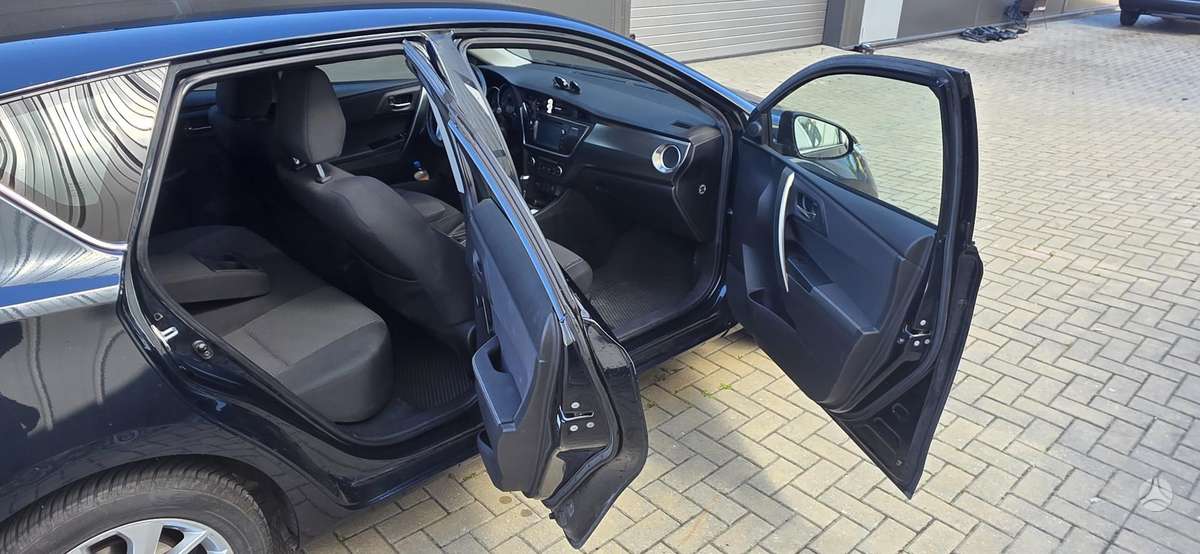 Toyota Auris - 6