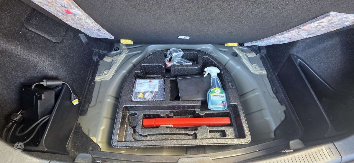 Toyota Auris, 1.6 l., hatchback