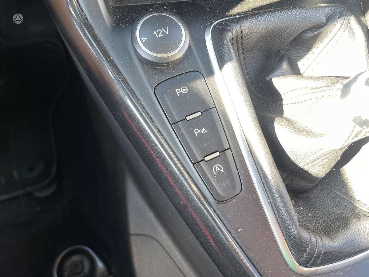 Ford Focus, 1.5 l., Хэтчбек