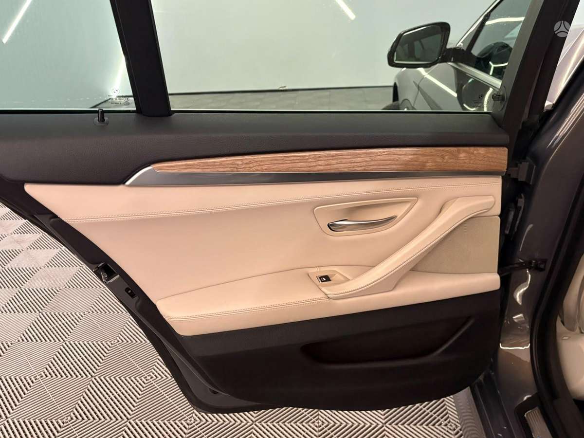 BMW 535, 3.0 l., wagon