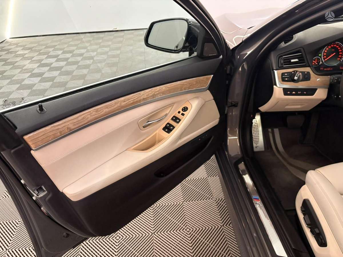 BMW 535, 3.0 l., wagon
