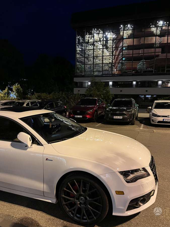 Audi A7, kupė (coupe)