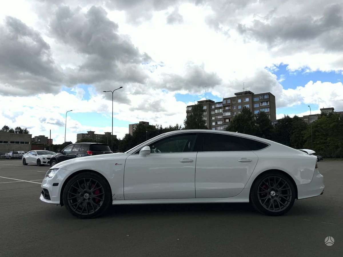 Audi A7, kupė (coupe)