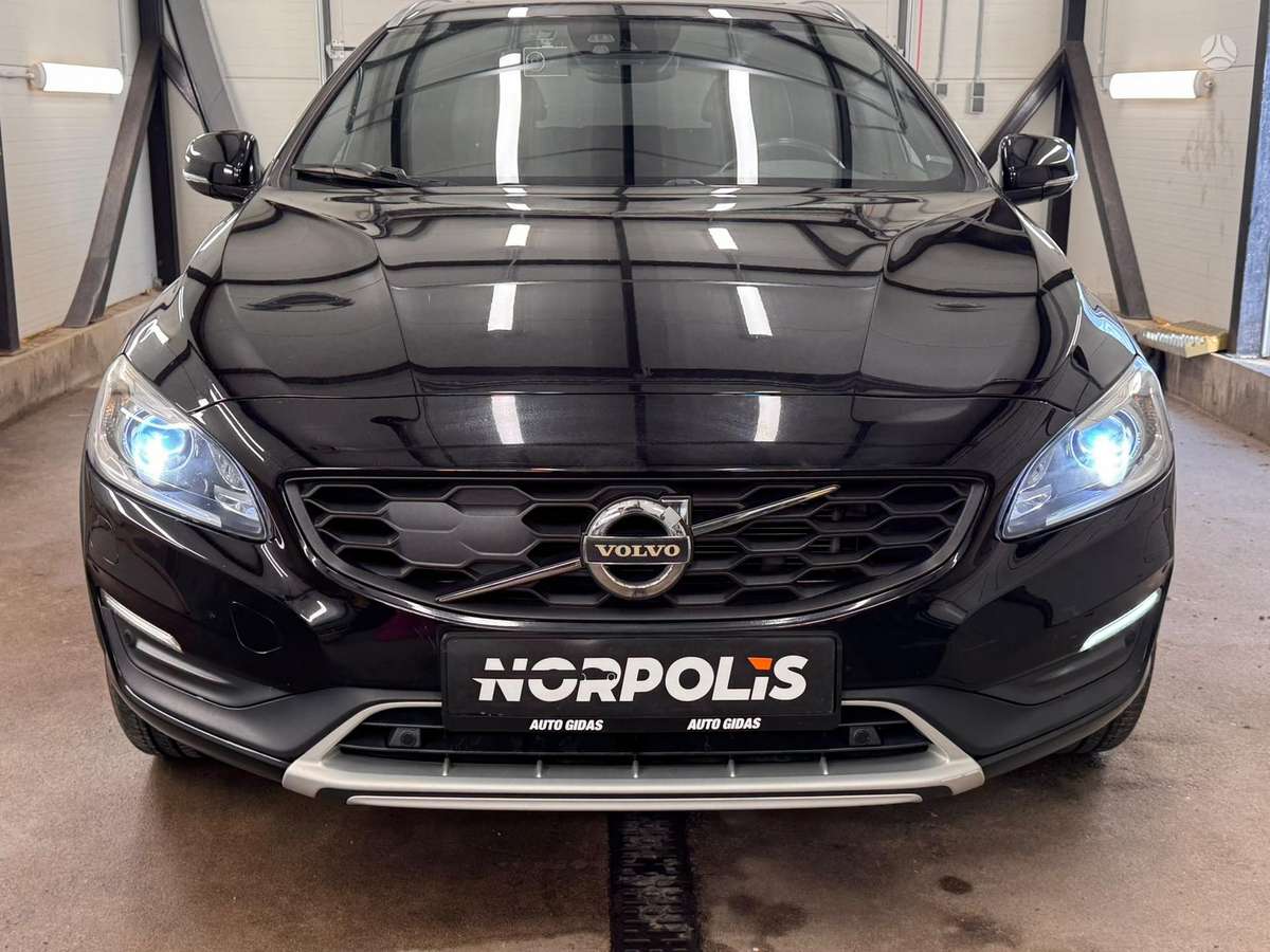 Volvo V60 Cross Country - 2