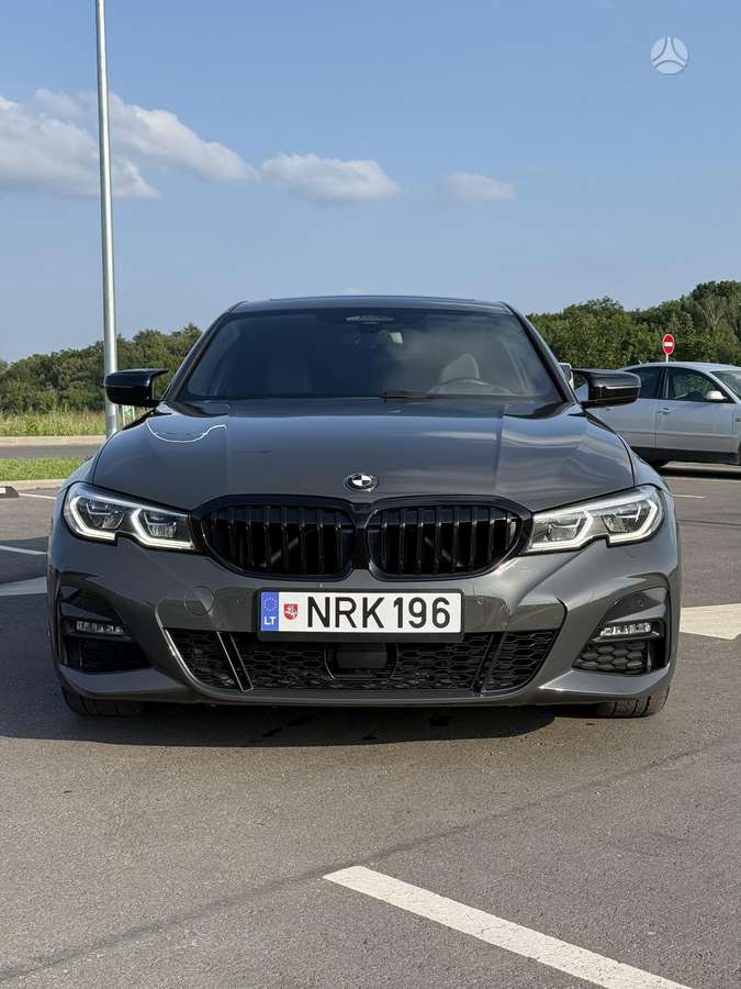 BMW 330, 3.0 l., Седан