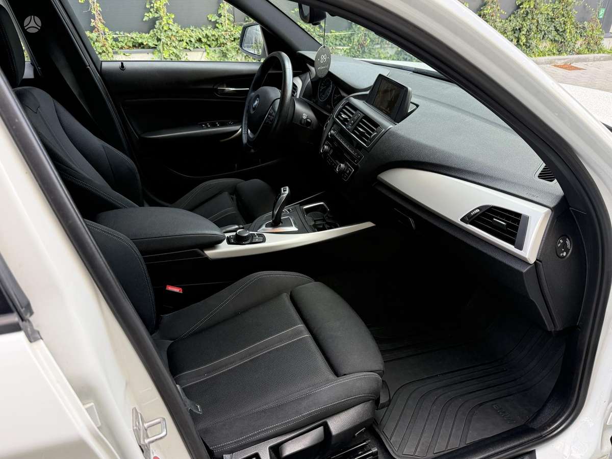 BMW 116, 1.5 l., hatchback