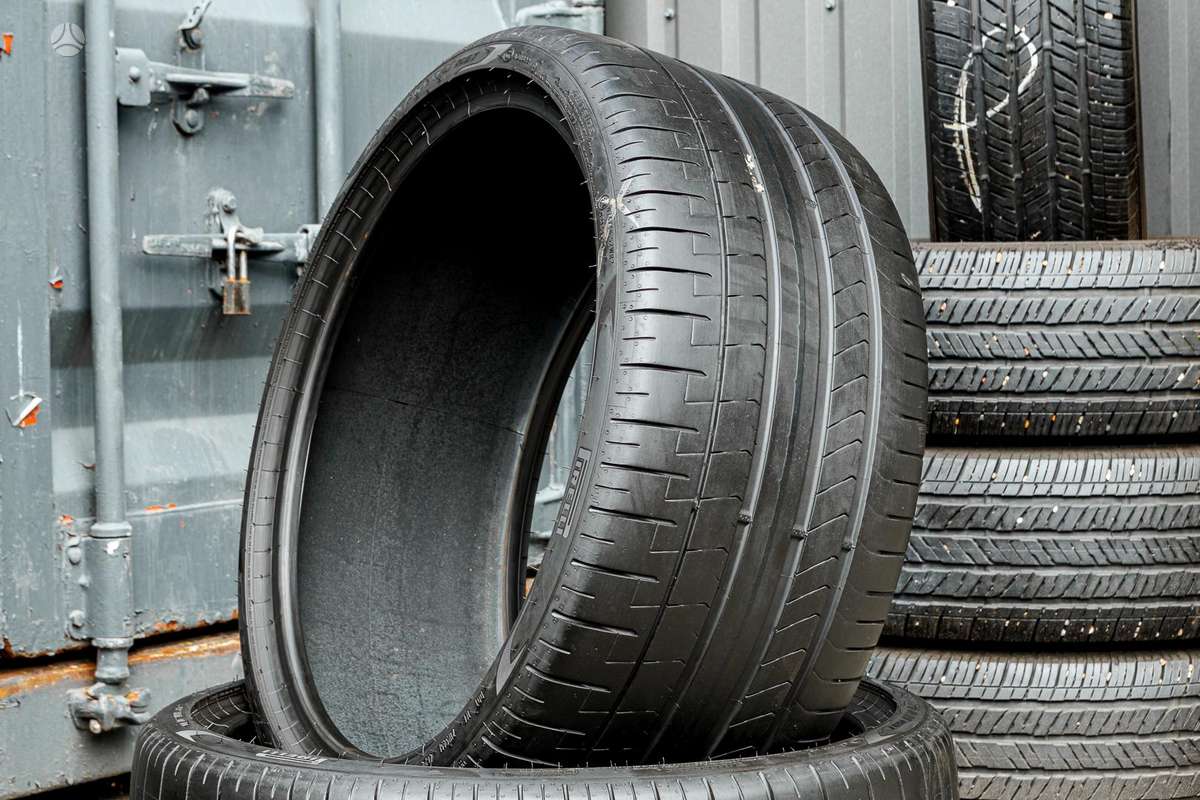 Pirelli P Zero 4 (BMW), летние 285/30 R21