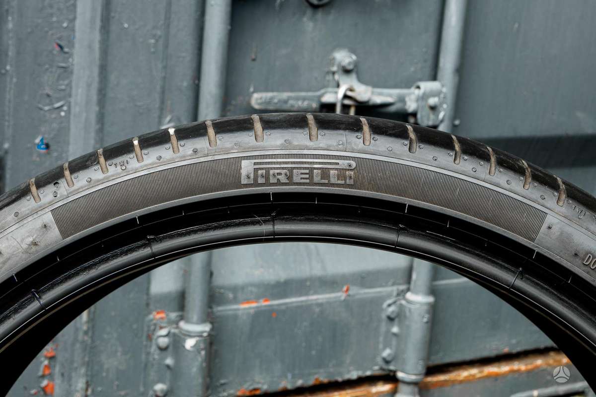 Pirelli P Zero 4 (BMW), летние 285/30 R21