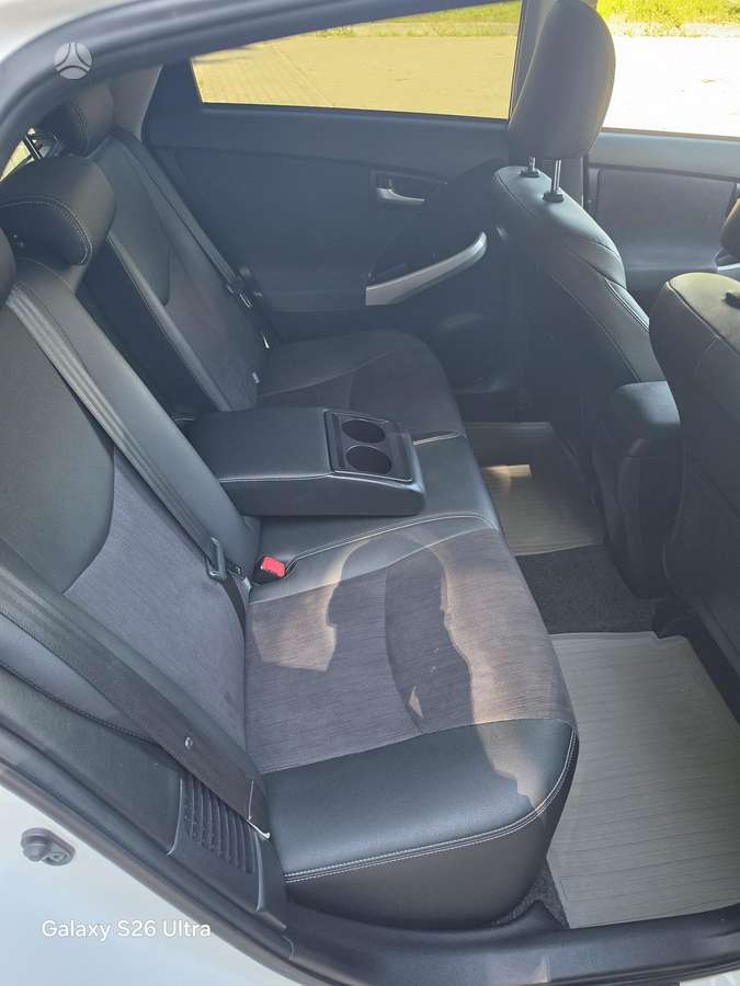 Toyota Prius - 9
