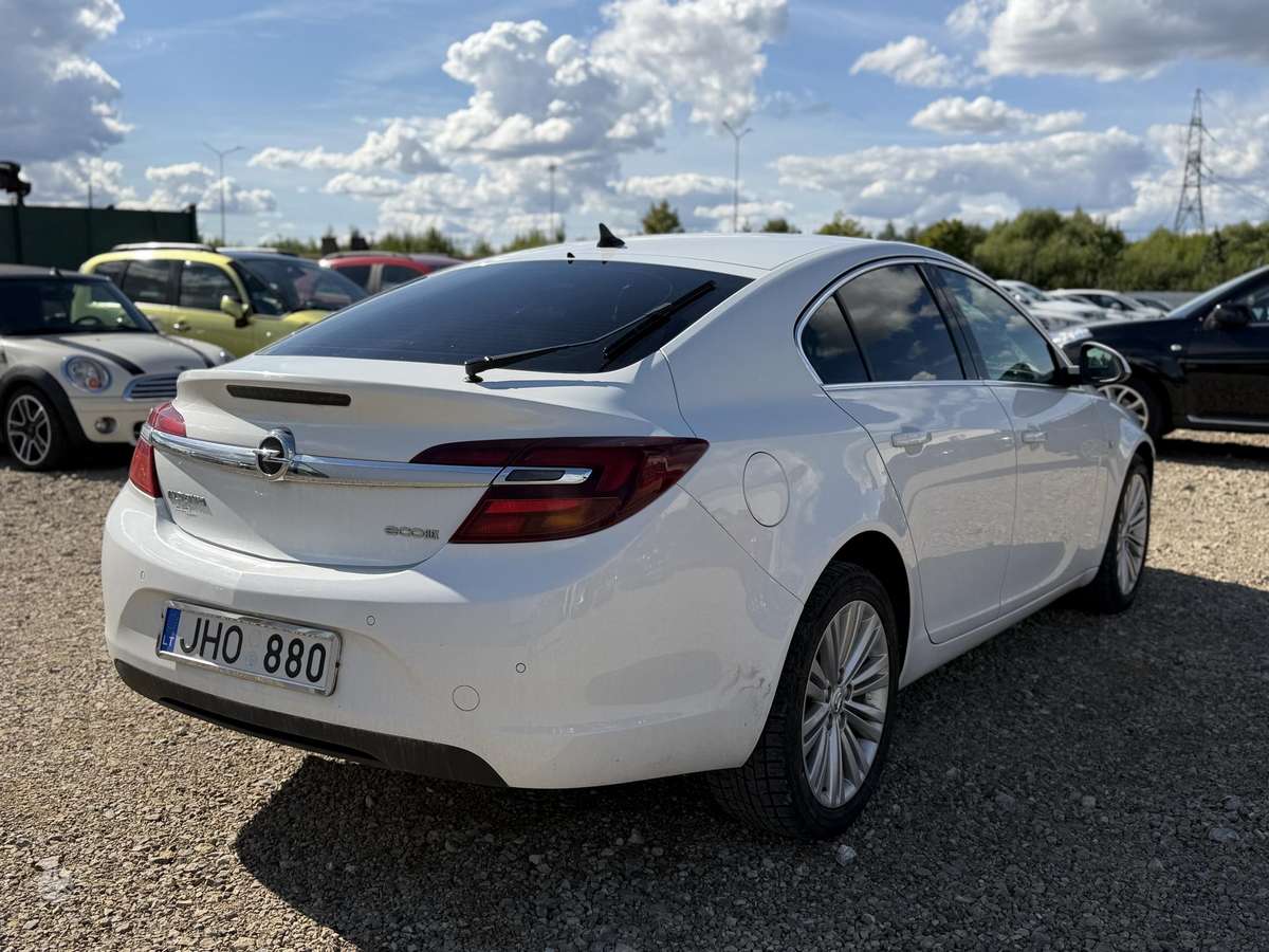 Opel Insignia, 2.0 l., Седан