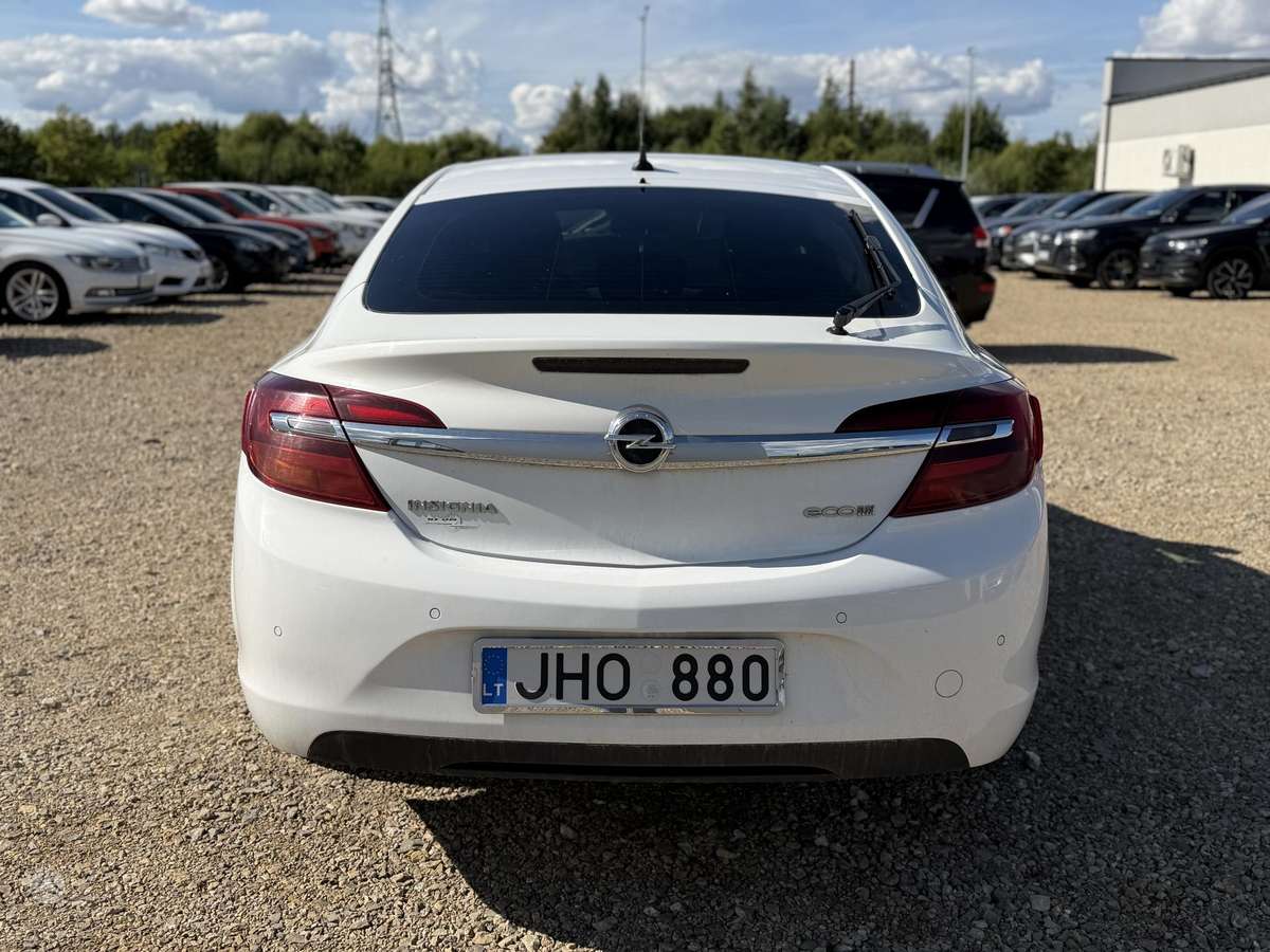 Opel Insignia, 2.0 l., Седан