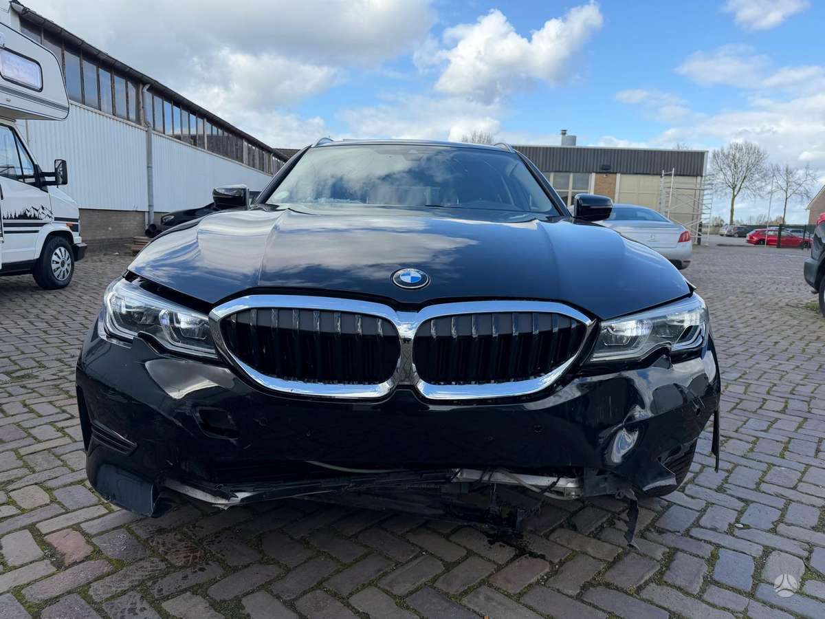 BMW 320, 2.0 l., universalas
