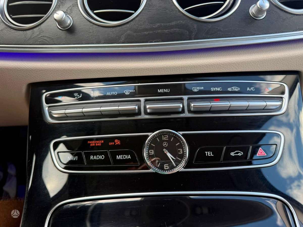 Mercedes-Benz E350, 3.0 l., Седан