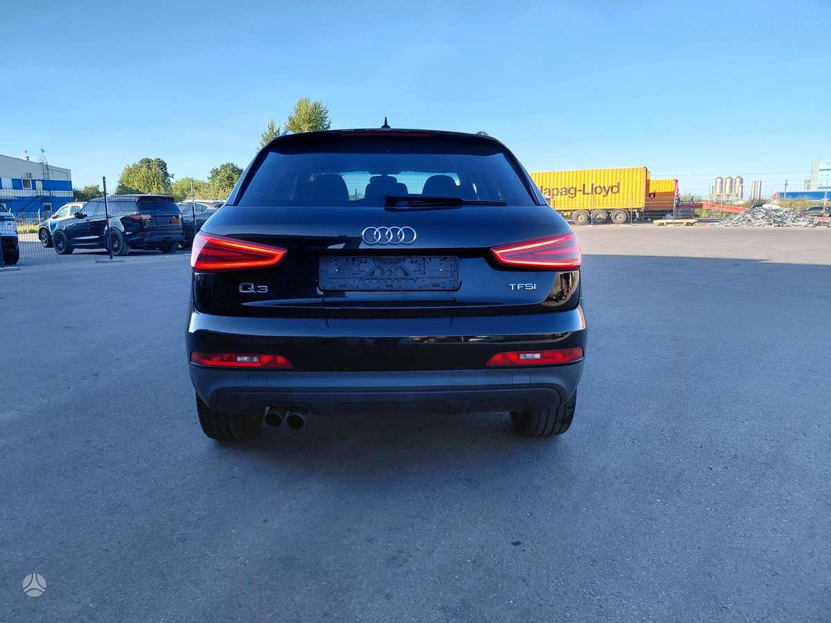 Audi Q3, 1.4 l., Минивэн
