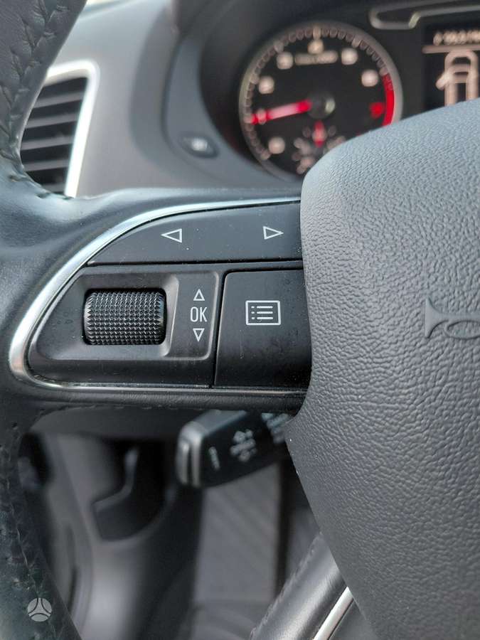 Audi Q3, 1.4 l., mpv / minivan