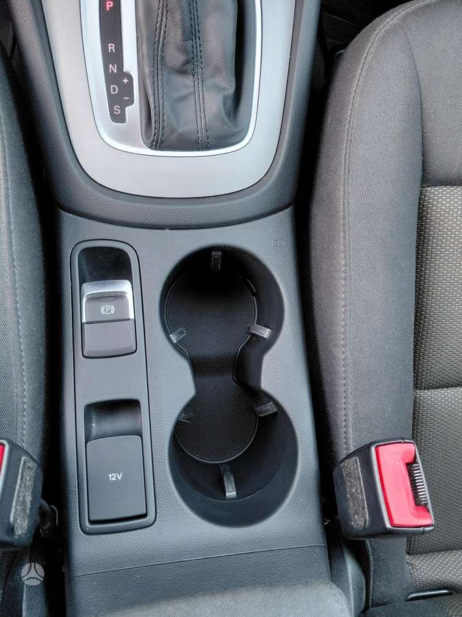 Audi Q3, 1.4 l., mpv / minivan