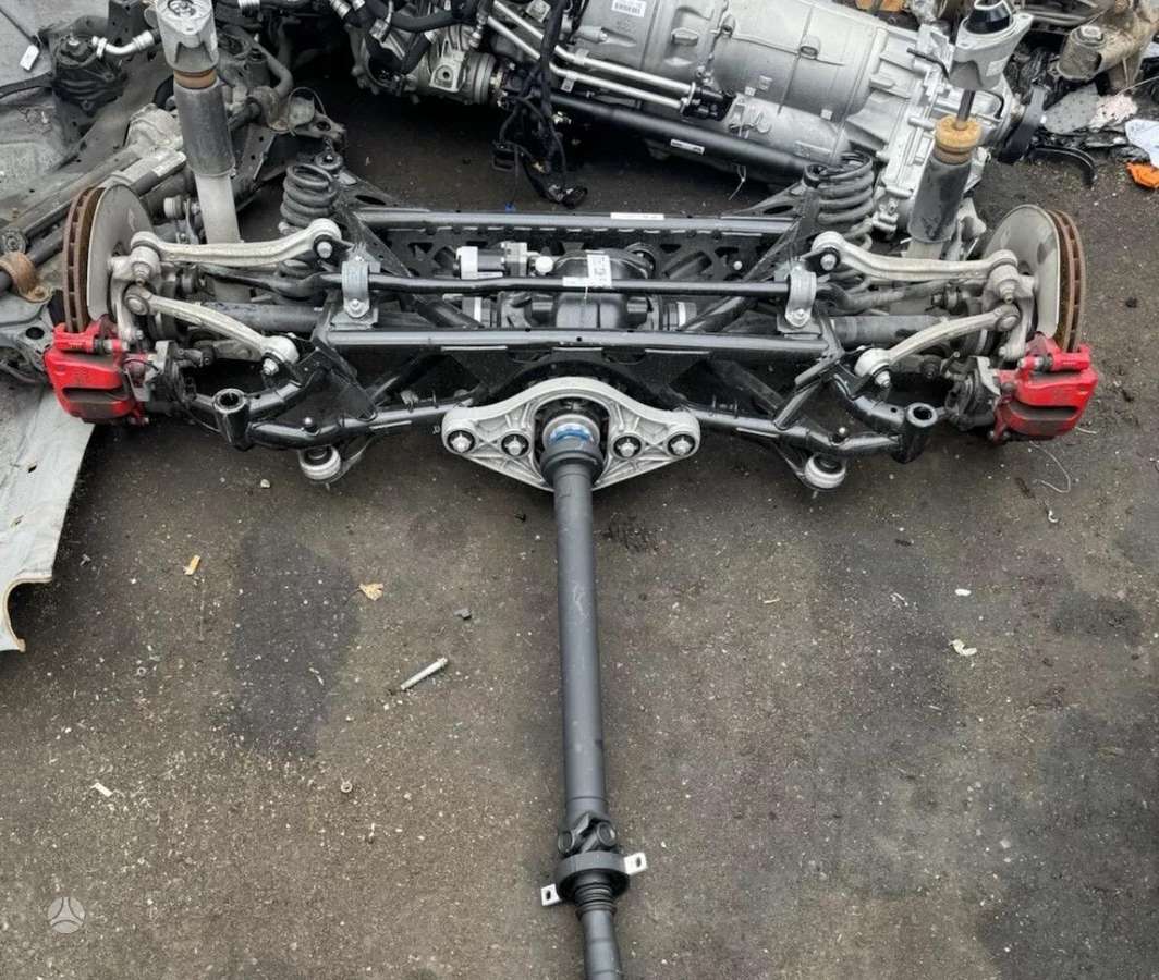 BMW M3 kėbulo dalys