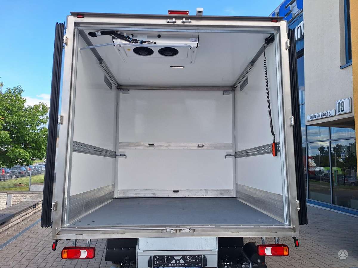 Iveco Daily, refrigerated trucks