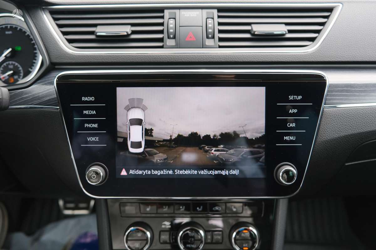 Skoda Superb, 2.0 l., hatchback