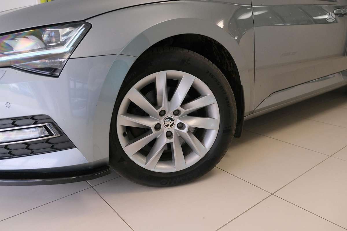 Skoda Superb, 2.0 l., hatchback
