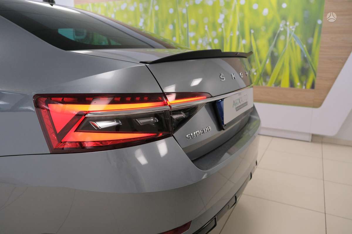 Skoda Superb, 2.0 l., hatchback