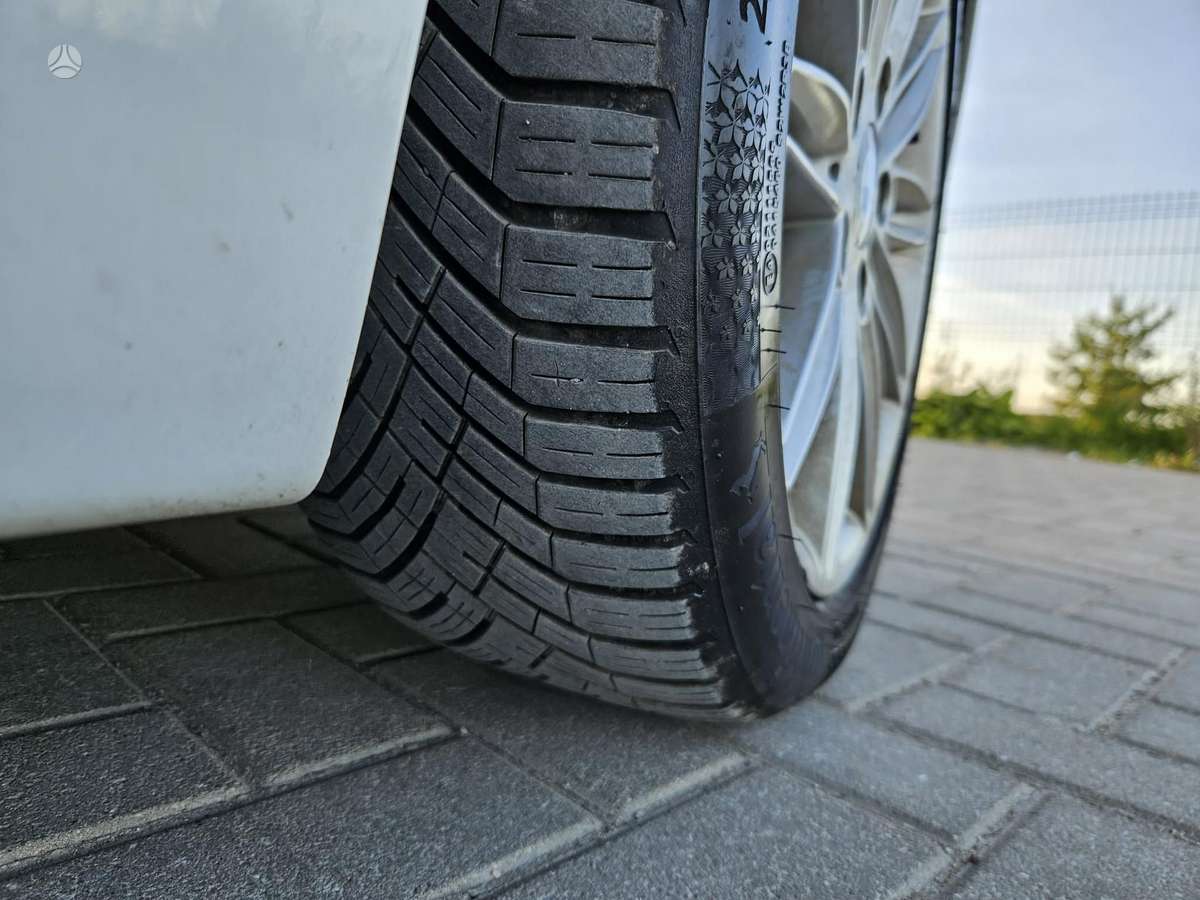 BMW 123, 2.0 l., Кабриолет