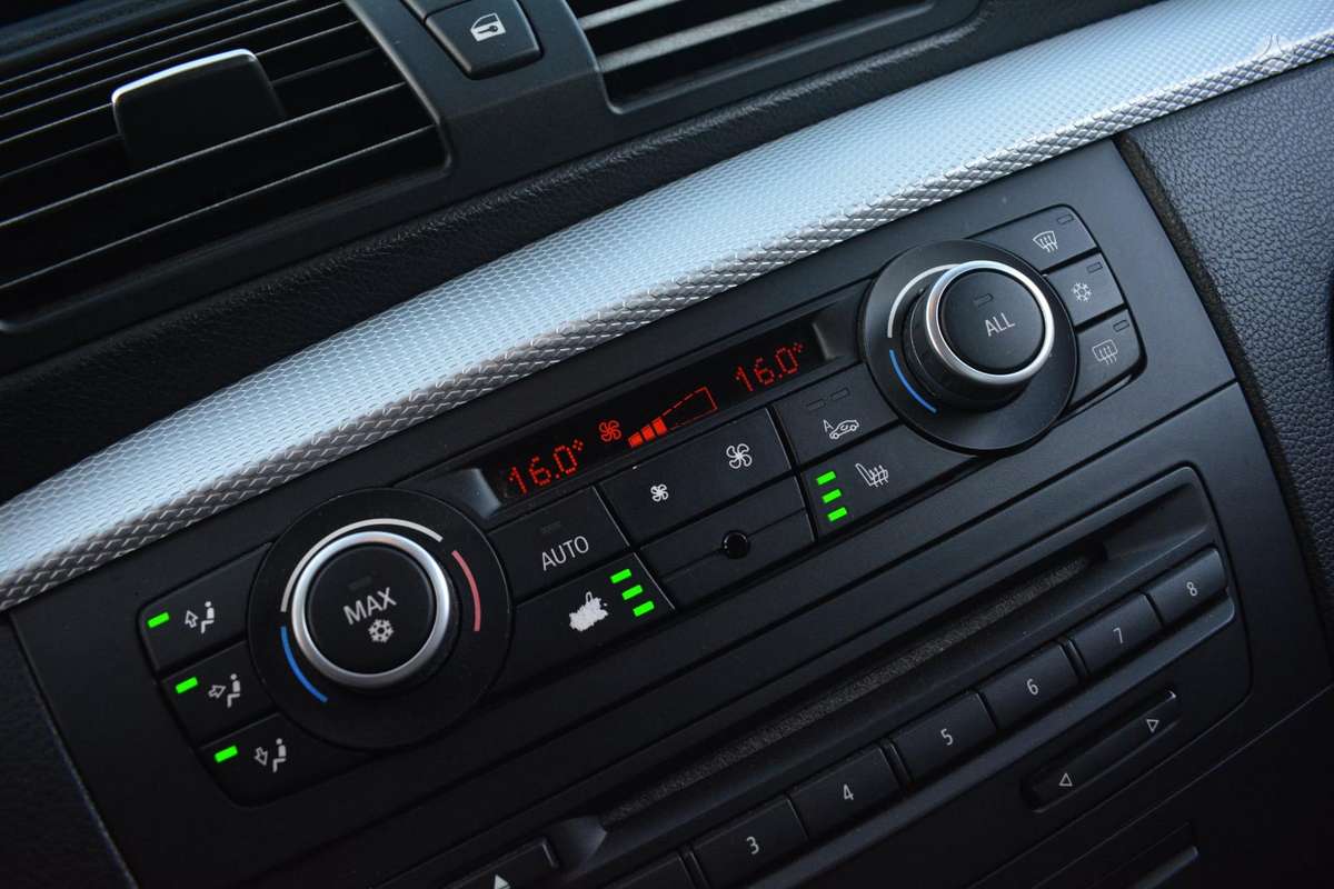 BMW 123, 2.0 l., Кабриолет