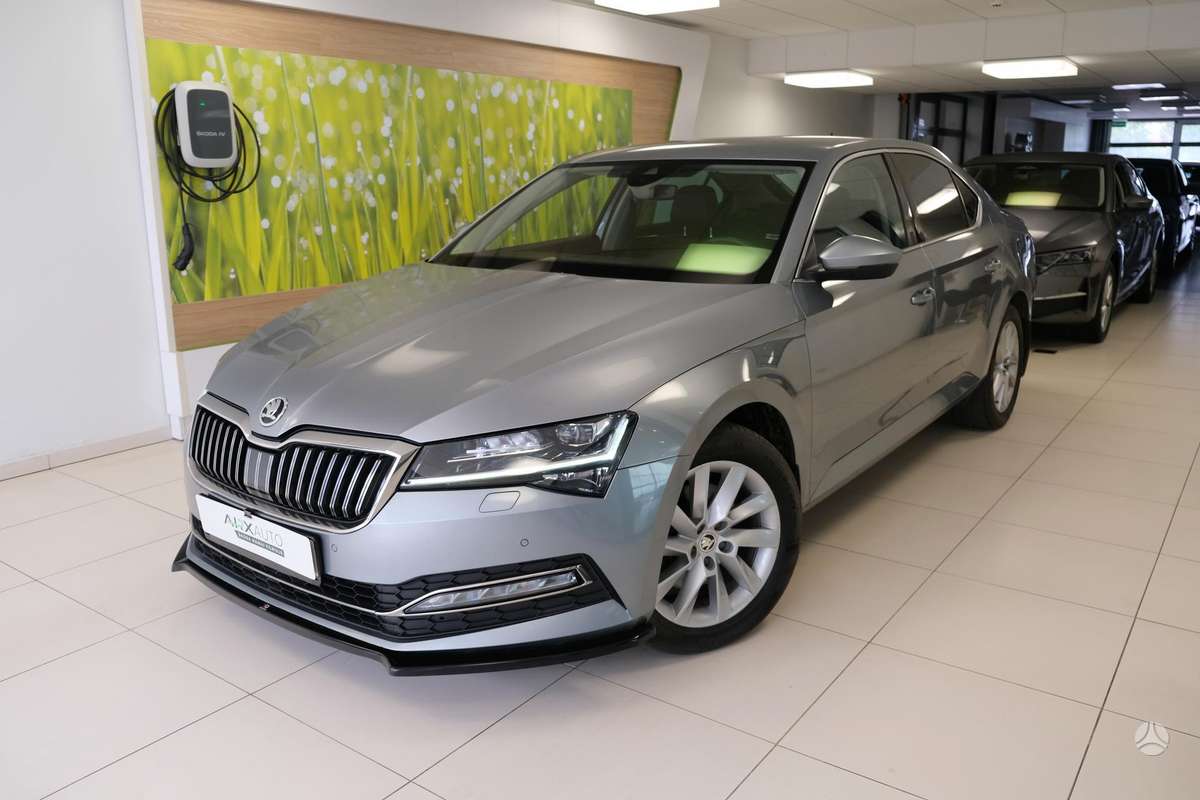 Skoda Superb, 2.0 l., hatchback