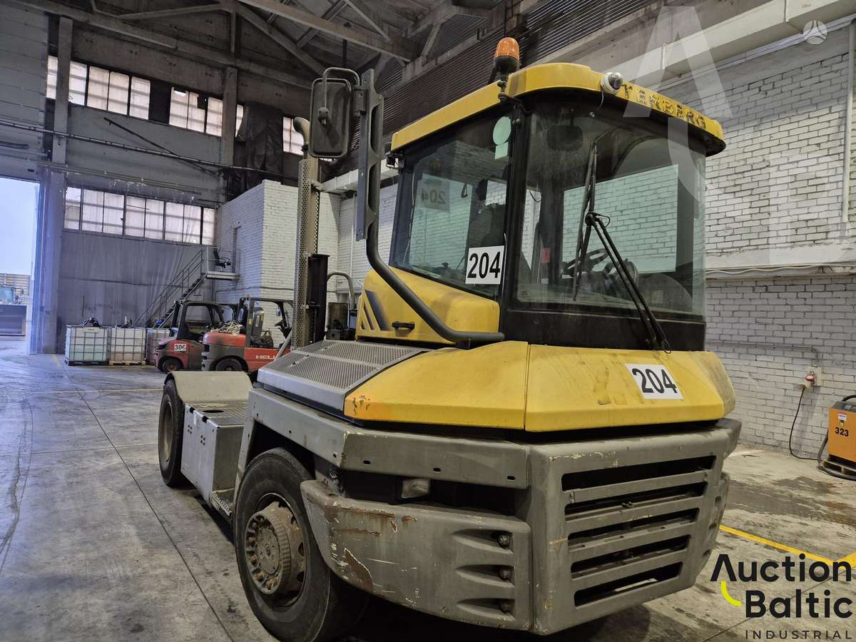 Terberg RT223, be miegamosios vietos